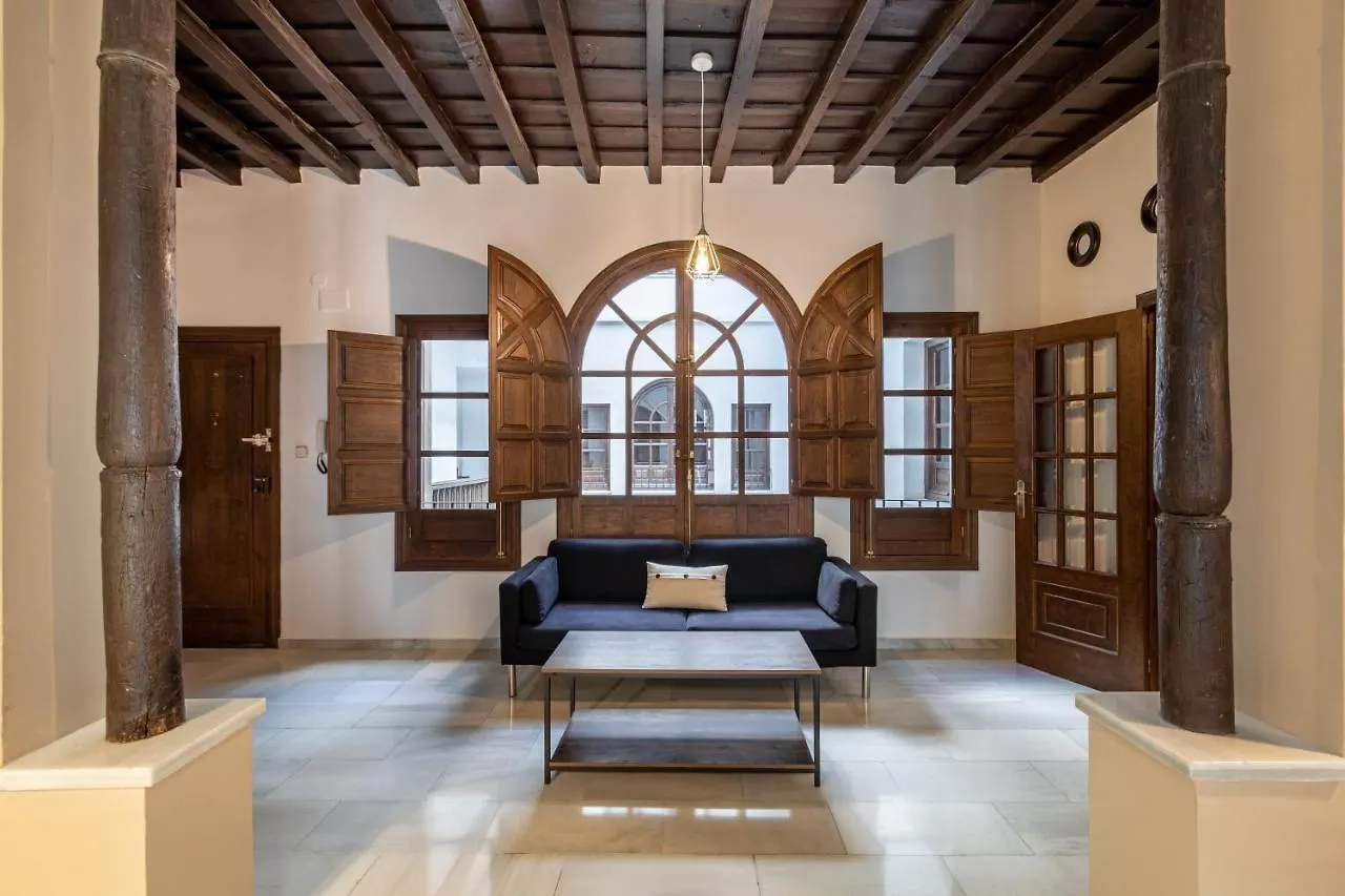 Bns Dauro Suites Granada