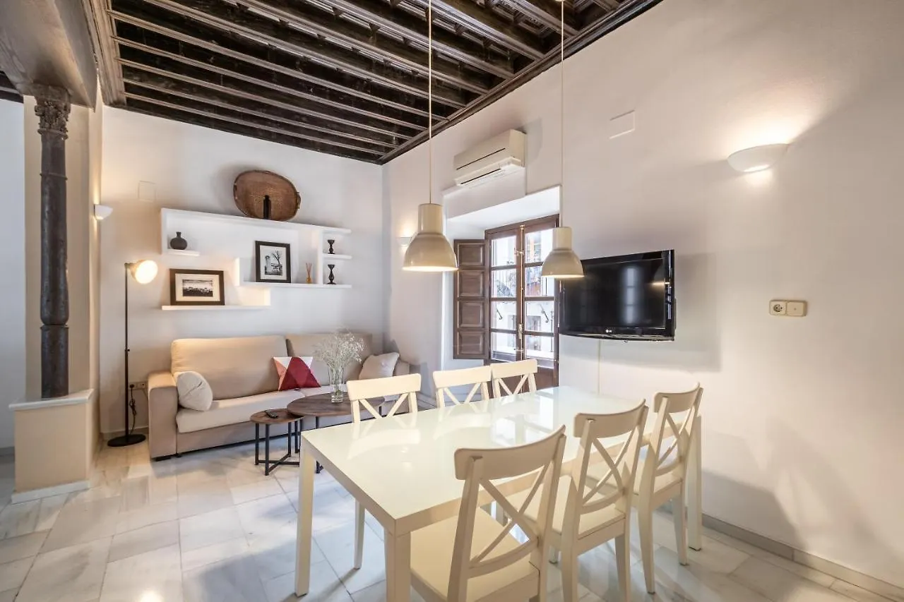 Bns Dauro Suites Granada